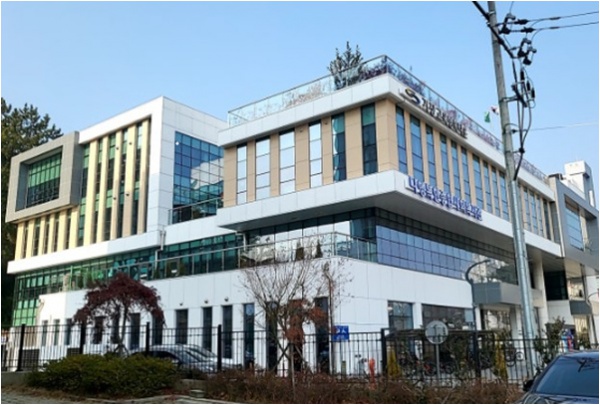 공공도서관