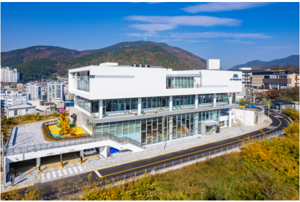 부산어린이복합문화공간 들락날락